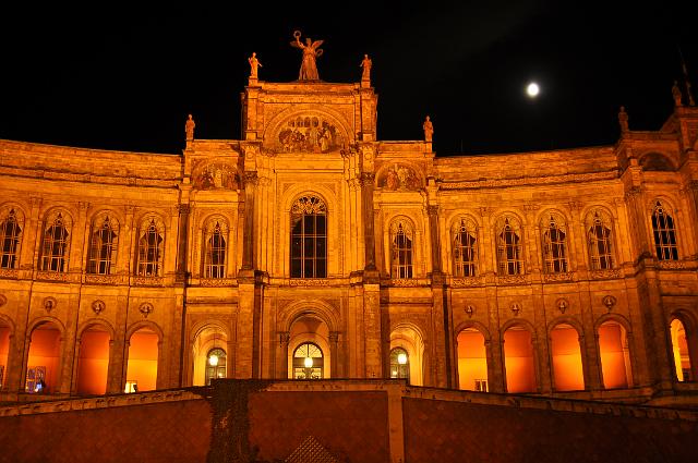Muenchen 2011 435.jpg - München bei Nacht